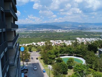 Renta de departamento amueblado en león guanajuato tipo loft al NORTE DE LEON, SOBRE BULEVAR GRAN JARDIN en Residencial Gran Jardín