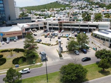 Renta de departamento amueblado en león guanajuato tipo loft al NORTE DE LEON, SOBRE BULEVAR GRAN JARDIN en Residencial Gran Jardín