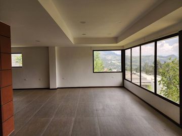 Casa nueva En Venta en Urbanización Privada en Challuabamba - Cuenca