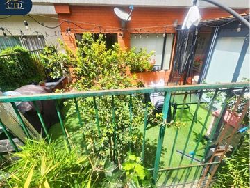 Vendo departamento con patio y 2 garajes Sector Bellavista