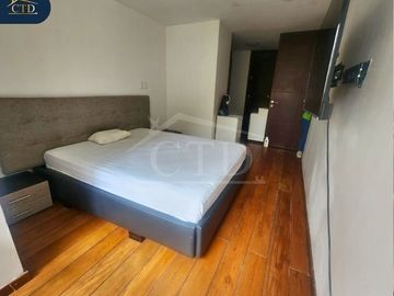 Vendo departamento con patio y 2 garajes Sector Bellavista