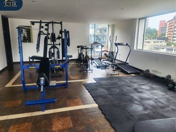 Vendo departamento con patio y 2 garajes Sector Bellavista