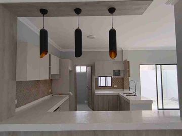 Vendo Casa en Urbanización San Antonio, cerca al Colegio Delta