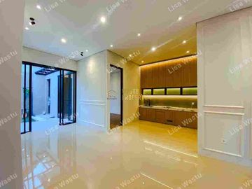 RUMAH BARU SIAP HUNI TANAH LUAS DI SAMBISARI KALASAN