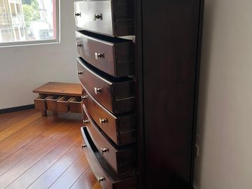 Vendo suite en sector de Republica de el Salvador