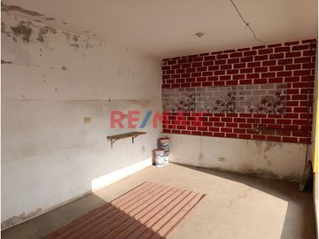 1145696 🌆 Práctica Casa Urbana – Espacio Compacto, Comodidad Total
