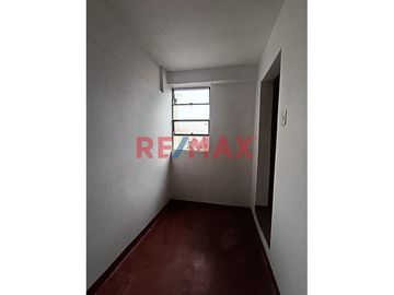 Venta De Departamento En Cercado De Lima Urb. Manzanilla