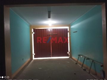 1145787 Casa Con 3 Deparatmentos Y Local Al Lado De Parque