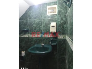 1145787 Casa Con 3 Deparatmentos Y Local Al Lado De Parque