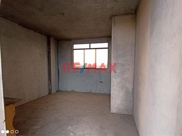 1145787 Casa Con 3 Deparatmentos Y Local Al Lado De Parque