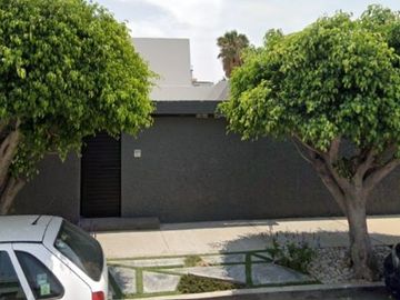 VENTA CASA: Manzanos 125, Las Aguilas 3ra Secc, 78270 San Luis Potosí, S.L.P