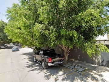 VENTA CASA: Manzanos 125, Las Aguilas 3ra Secc, 78270 San Luis Potosí, S.L.P
