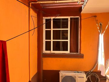 VENDO BONITA CASA BIEN UBICADA EN RIO MEDIO DE UN NIVEL