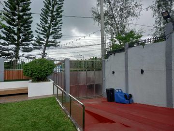 PRE-OWNED HOUSE & LOT FOR SALE IN TAGAYTAY CITY WITH AIRBNB BUSINESS-MC
