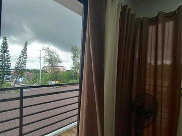 PRE-OWNED HOUSE & LOT FOR SALE IN TAGAYTAY CITY WITH AIRBNB BUSINESS-MC