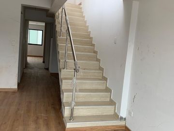 VENDO LINDO DUPLEX DE ESTRENO EN URB. CHAMA SURCO $310,000
