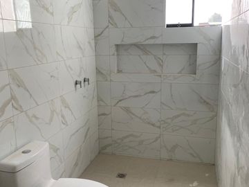 VENDO LINDO DUPLEX DE ESTRENO EN URB. CHAMA SURCO $310,000