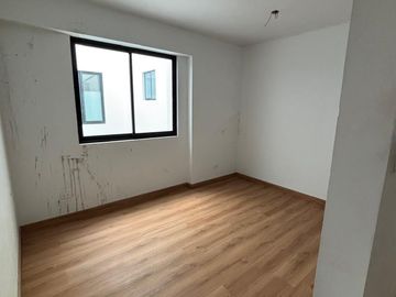 VENDO LINDO DUPLEX DE ESTRENO EN URB. CHAMA SURCO $310,000
