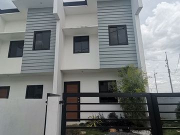 HOUSE & LOT FOR SALE IN TRECE MARTIRES CITY (ASTRID)-MC