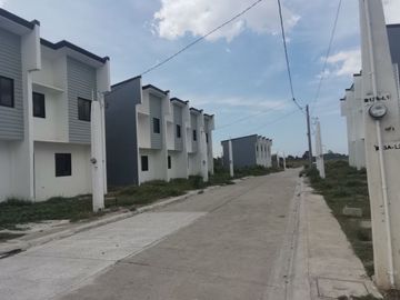HOUSE & LOT FOR SALE IN TRECE MARTIRES CITY (ASTRID)-MC