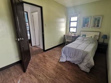 HOUSE & LOT FOR SALE IN TRECE MARTIRES CITY (ANIKKA)-MC