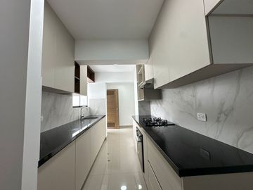 MODERNOS DEPARTAMENTOS CON EXCELENTE DISTRIBUCIÓN EN ZONA RESIDENCIAL DE SURCO