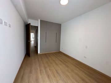 MODERNOS DEPARTAMENTOS CON EXCELENTE DISTRIBUCIÓN EN ZONA RESIDENCIAL DE SURCO