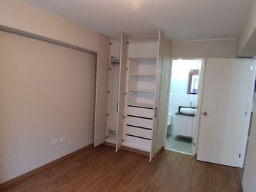 Venta de Departamento de Estreno en Jesús María