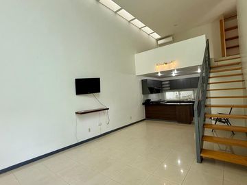 CASA EN RENTA DENTRO DEL COTO VILLAS DE ASIS, AV INGLATERRA
