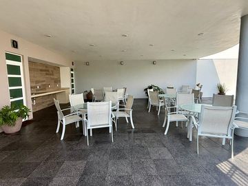 CASA EN RENTA DENTRO DEL COTO VILLAS DE ASIS, AV INGLATERRA