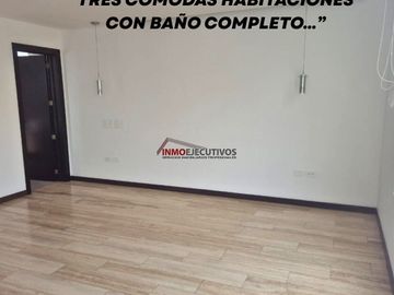 Moderna casa de venta en Cumbayá, sector la Viña.