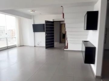 Hermoso departamento en urbanización Santa Victoria
