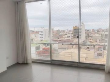 Hermoso departamento en urbanización Santa Victoria