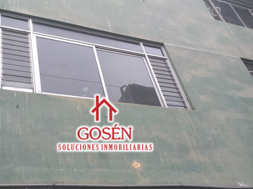VENDO CASA DE TRES PISOS EN SALAMANCA