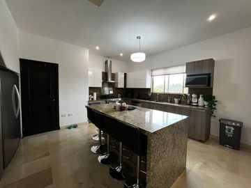 HERMOSA CASA SIERRA ALTA