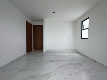 CASA EN ARISTA RESIDENCIAL DZITYÁ