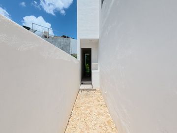 CASA EN PALMARIA RESIDENCIAL DZITYÁ