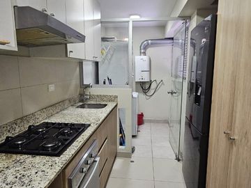 JESUS MARÍA: VENTA MODERNO DEPARTAMENTO, PISO 19.