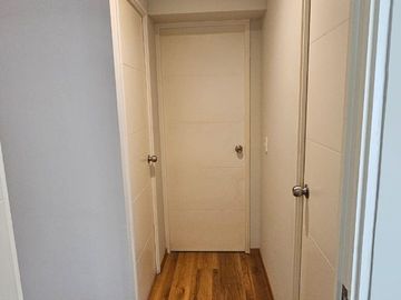 JESUS MARÍA: VENTA MODERNO DEPARTAMENTO, PISO 19.