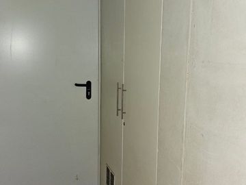 JESUS MARÍA: VENTA MODERNO DEPARTAMENTO, PISO 19.