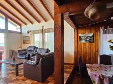 Maravilloso casa en primera linea y con recepción municipal