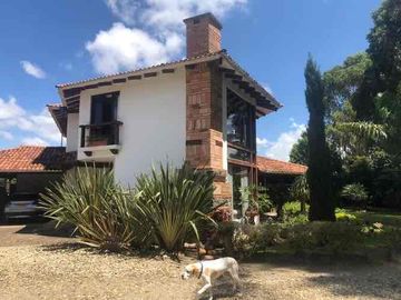 DOS CASAS UN SOLO PREDIO CAMPESTRE