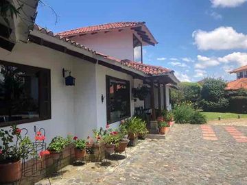 DOS CASAS UN SOLO PREDIO CAMPESTRE