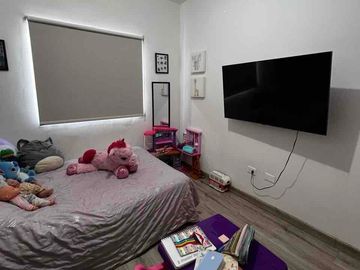 Casa equipada en venta en Bonaterra Hermosillo, modelo Gea con 3 recámaras, cocina con isla, patio y acceso a alberca, juegos y área social con asador