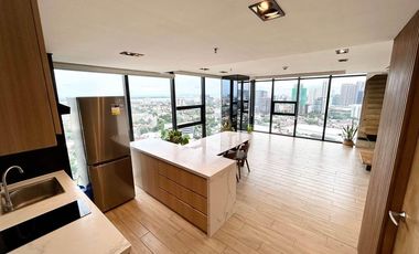 For Sale: Luxury Penthouse with Unmatched 180° Panoramic Views in Cebu City