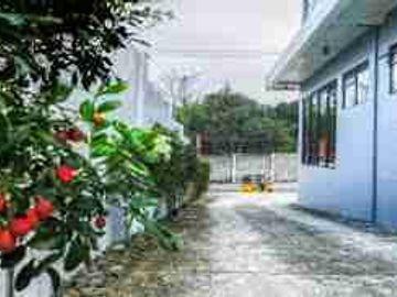 TAGAYTAY 3-STOREY HOTEL FOR SALE