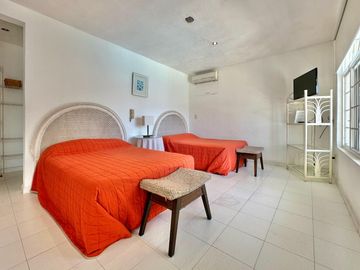 RESIDENCIA EN VENTA CON VISTA A LA BAHÍA DE ACAPULCO | JOYAS DE BRISAMAR