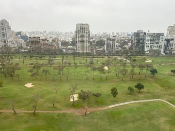 ¡Espectacular Duplex Penthouse Frente al Golf San Isidro!