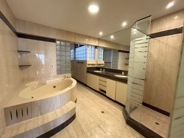 ¡Espectacular Duplex Penthouse Frente al Golf San Isidro!