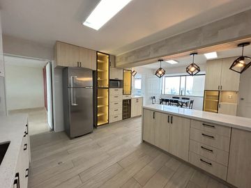 ¡Espectacular Duplex Penthouse Frente al Golf San Isidro!